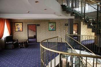 Hotel Kotva Bratislava Ngoại thất bức ảnh