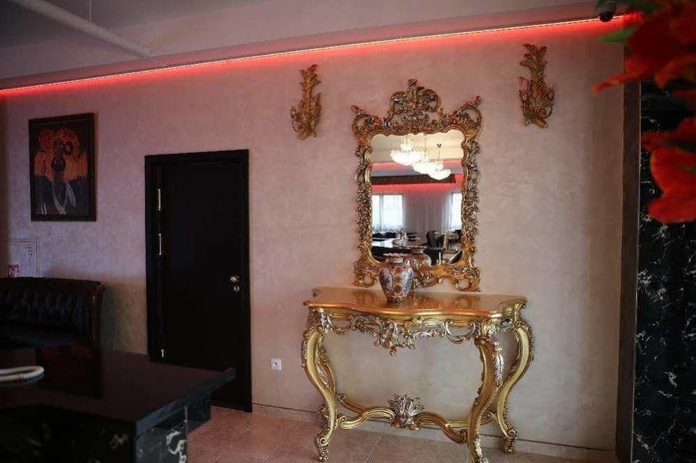 Hotel Kotva Bratislava Ngoại thất bức ảnh