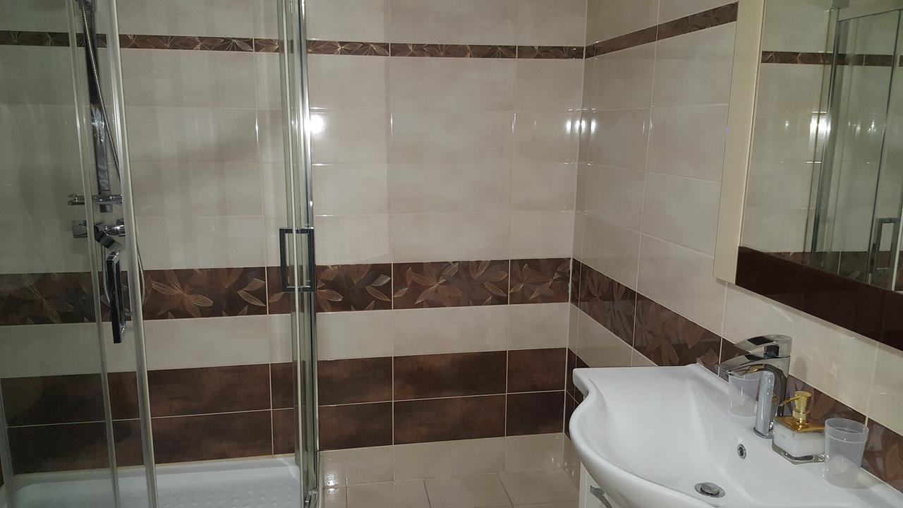 Hotel Kotva Bratislava Ngoại thất bức ảnh